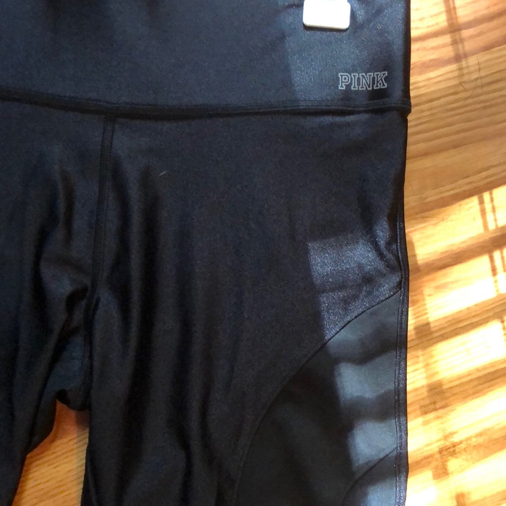 Pink , Victoria’s workout ultimate.NWOT
